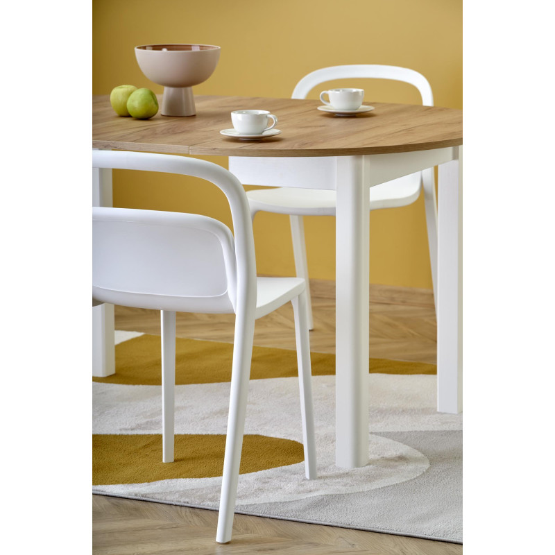 Table à manger ronde extensible avec plateau aspect chêne et pieds blancs CARENE