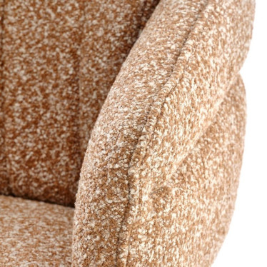 Détail accoudoir rembourré et tissu bouclé cannelle Lana