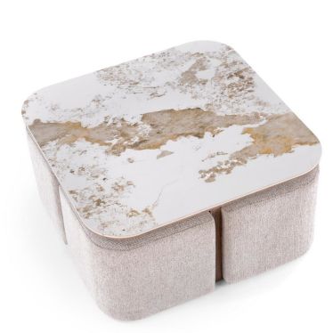 Table basse Selly compacte avec poufs rangés sous le plateau - vue de trois quarts