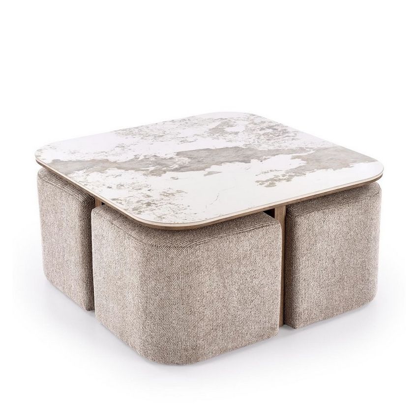 Table basse carrée Selly compacte avec poufs rangés sous le plateau - vue de trois quarts