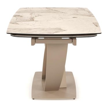 Table extensible Benie vue de côté, pied central en acier cachemire et plateau céramique